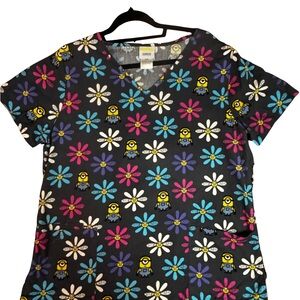 Minions Nurse Scrubs Women's Top w/Flowers Sz Large